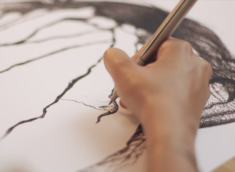 dozendots unveils the INKI motorized ballpoint pen with rapidly moving tip