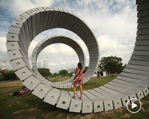MOTOelastico builds scroll, a fiberglass plastic spiral in a seoul art park