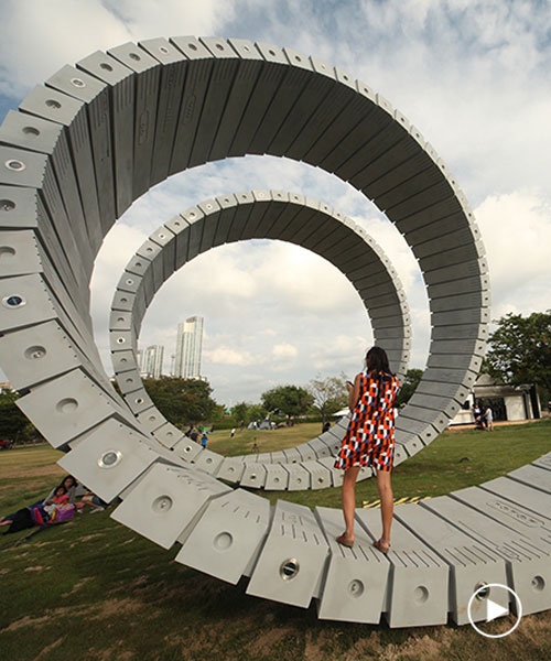 MOTOelastico builds scroll, a fiberglass plastic spiral in a seoul art park