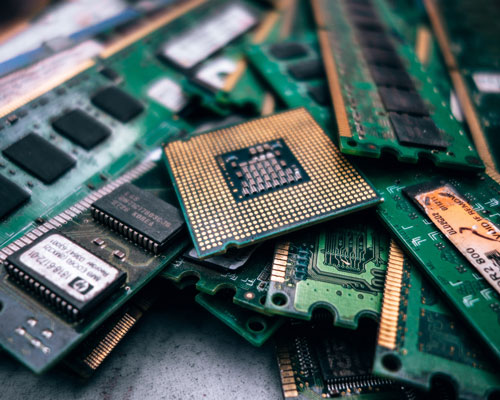 tokyo 2020 olympics will award medals made from old gadgets