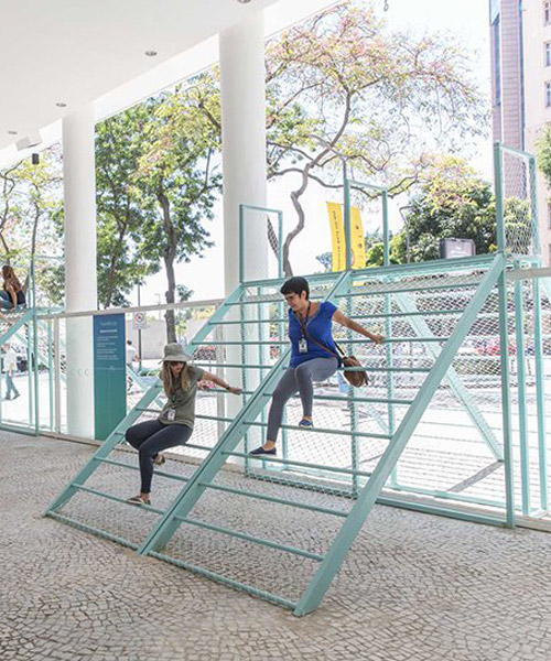 transborda installation by estudio chao invites people to climb the walls of a museum in rio