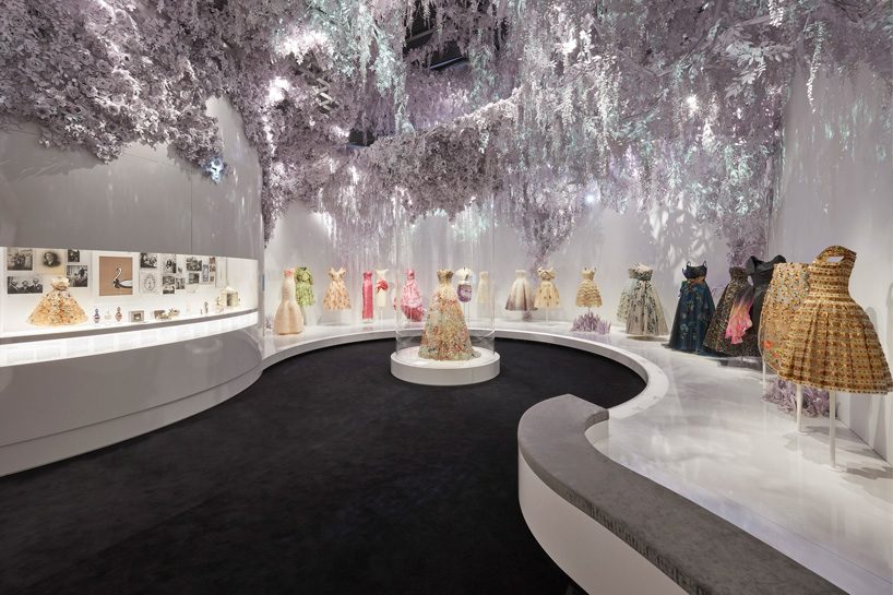 christian dior: designer of dreams exhibition opens at the V&A