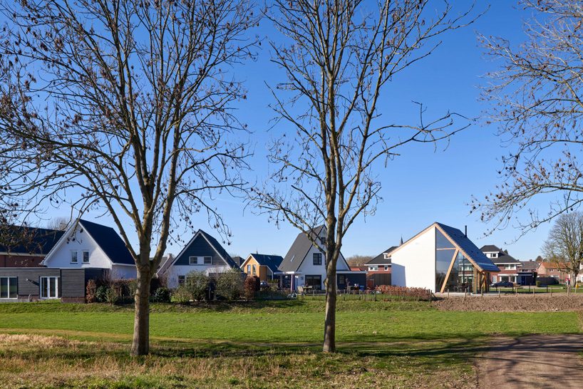 RVArchitecture completes gabled-roof wooden barnhouse in werkhoven, the netherlands