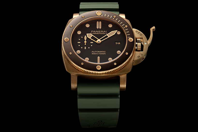 panerai submersible bronzo diving watch changes appearance over time