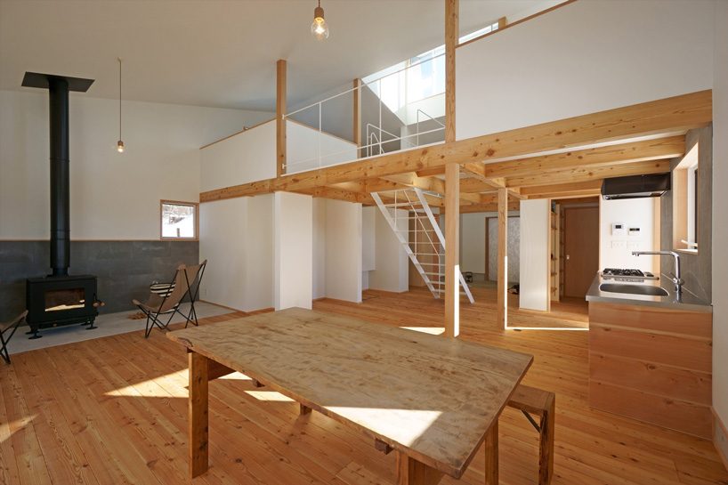 yuji tanabe builds second pettanco house with giant dormer in the japanese alps