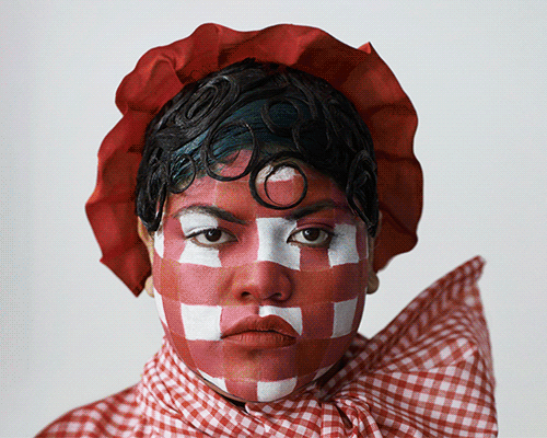 phoebe walters makes a colorful mark on the face of beauty