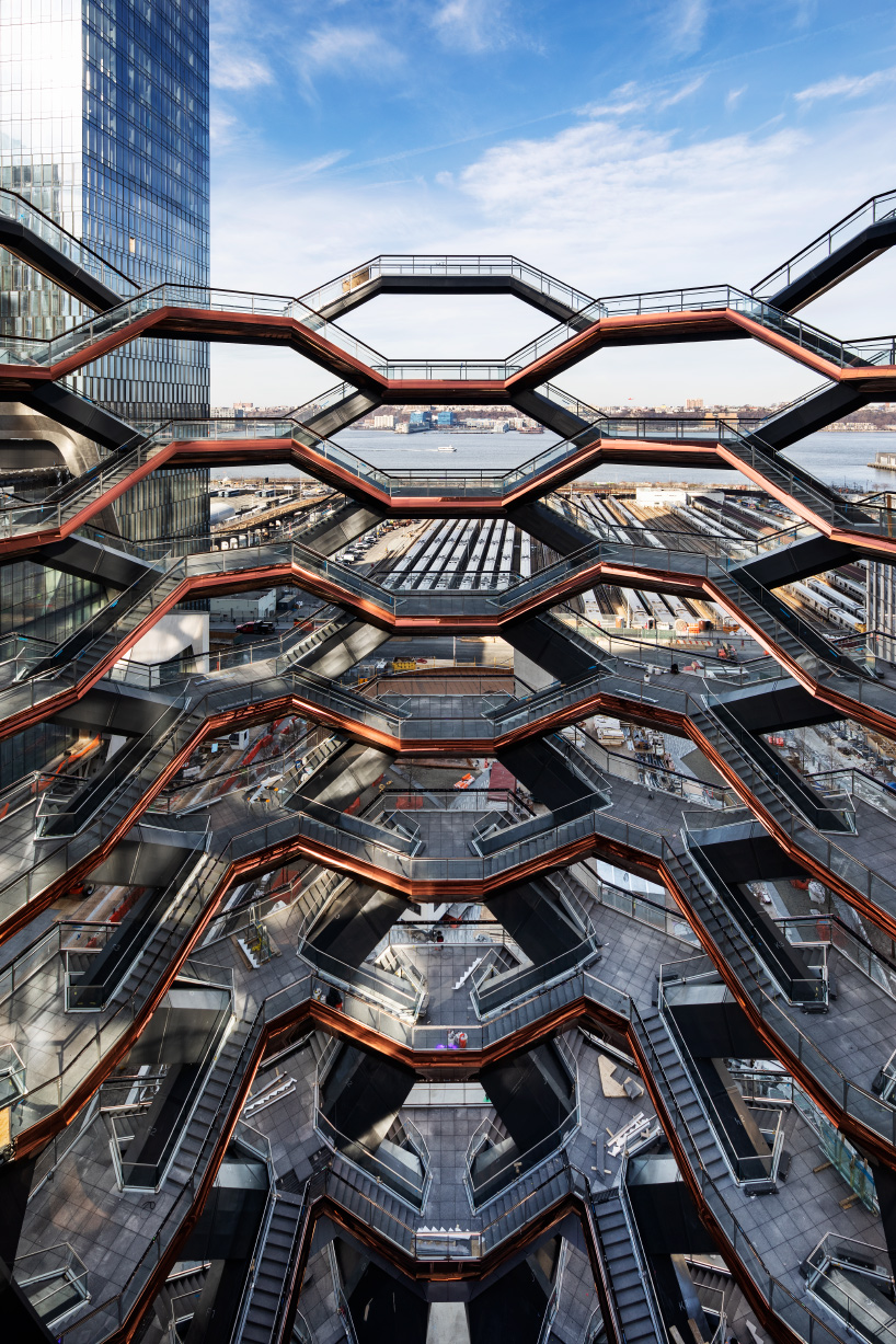 thomas heatherwick studio vessel hudson yards