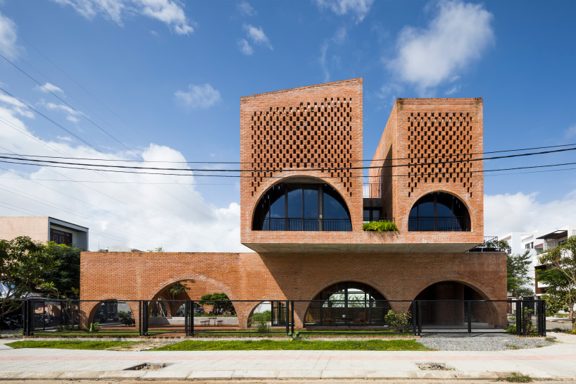 tropical space completes brick ‘cuckoo house’ in da nang, vietnam