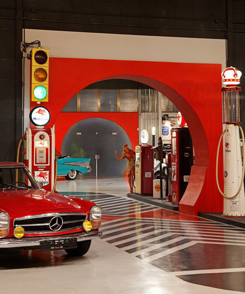 spanish toy factory renovated by vilaplana&vilaplana to exhibit luxury vintage cars
