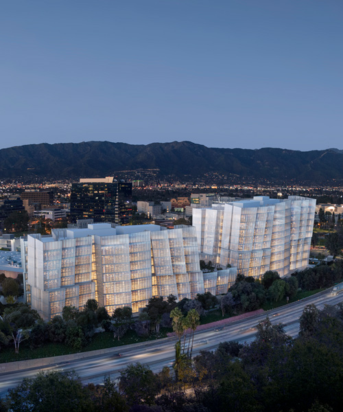 frank gehry conceives new warner bros. offices as 'icebergs floating along the freeway'