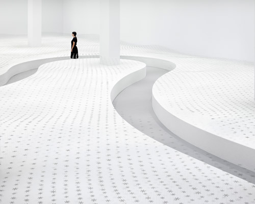 nendo lights up milan design week 2019 with immersive installation of 17,000 'flowers'