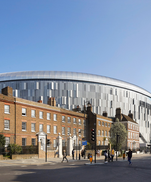 tottenham hotspur's new stadium opens in north london