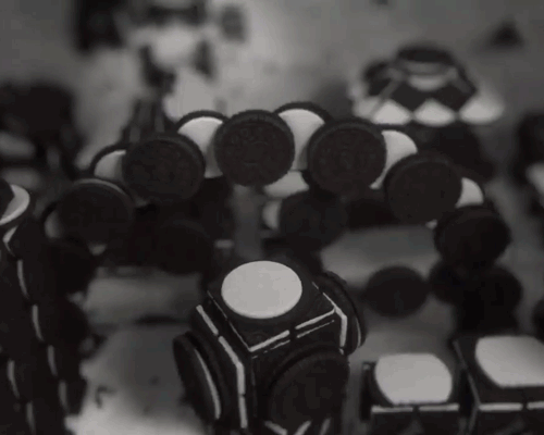 game of thrones opening sequence made entirely from 2,750 oreo cookies