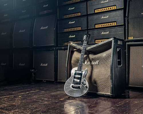 rockstar tries to break the world's first 3D printed, smash-proof guitar