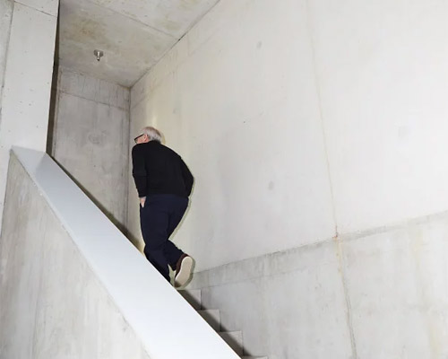david chipperfield interview: step inside the architect's berlin studio