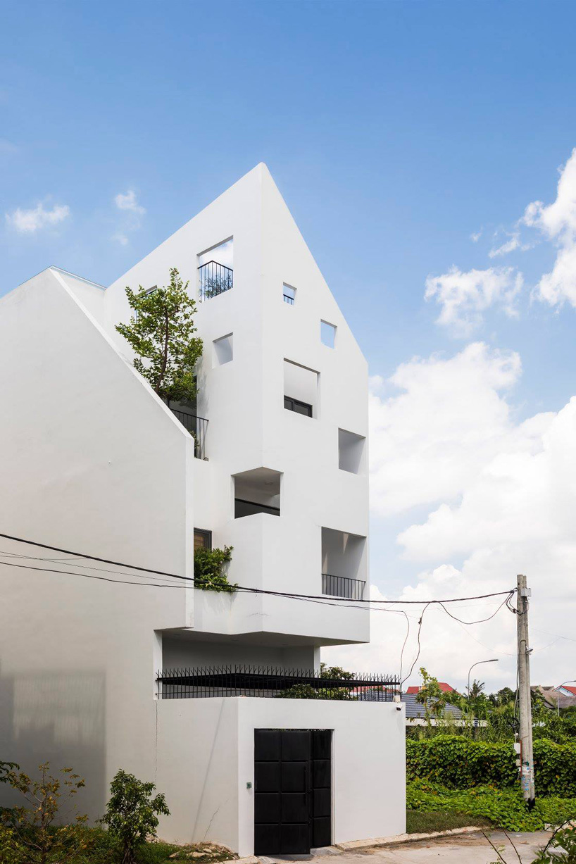 6717 studio completes liÃªn thÃ´ng house in vietnam with perforated faÃ§ade