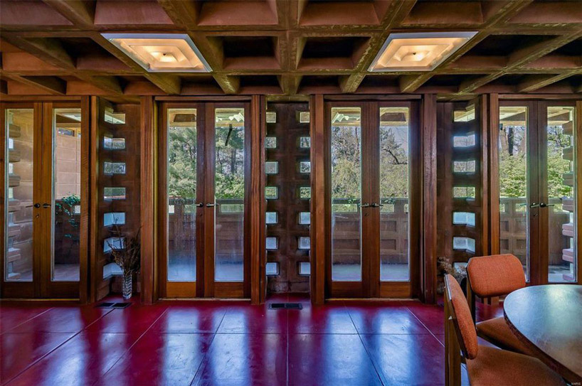 frank lloyd wright's 'pappas house' goes on sale, made ...