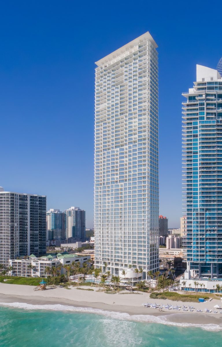 herzog & de meuron completes 'jade signature' tower in florida