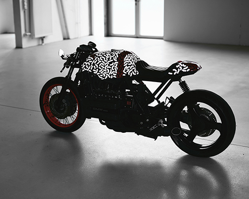 impuls camouflages custom motorcycle and e-bike with reflective print