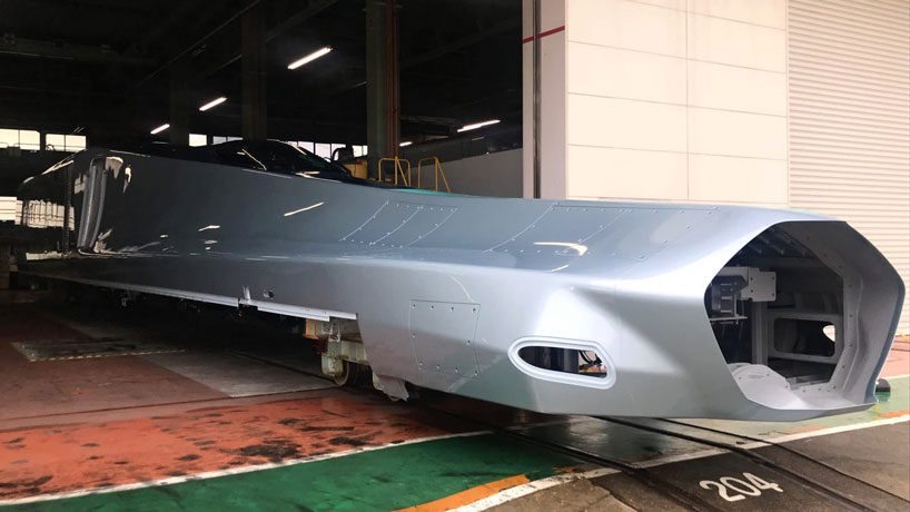japan unveils world’s fastest bullet train complete with 22-meter nose designboom