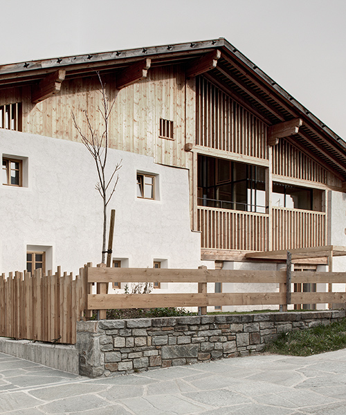 KUP architekten revitalizes traditional tyrolean farmhouse in italy