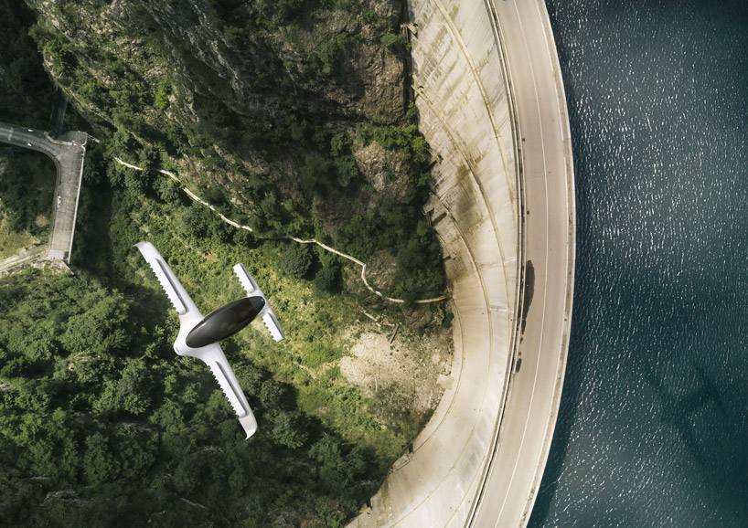 Lilium's full-sized electric jet flies for the first time