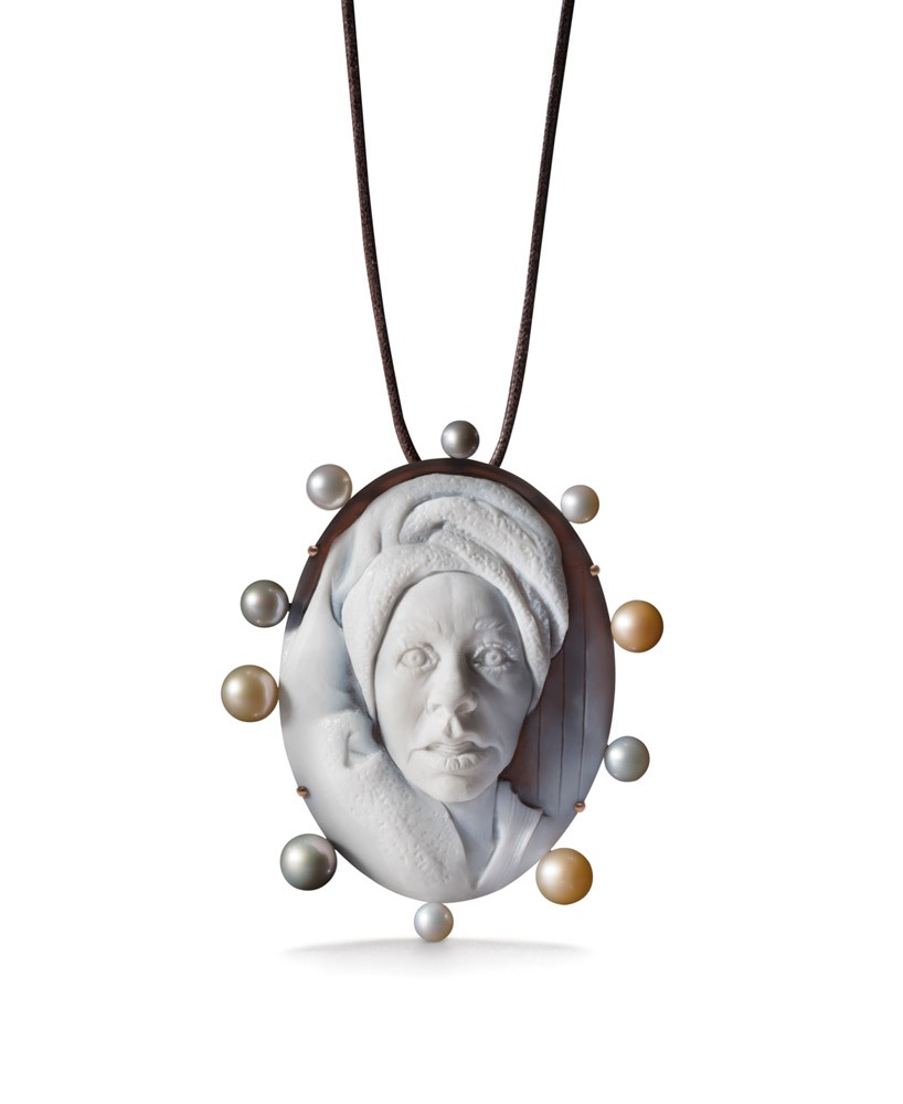 cindy sherman and catherine opie unveil enchantingly contemporary cameos in venice