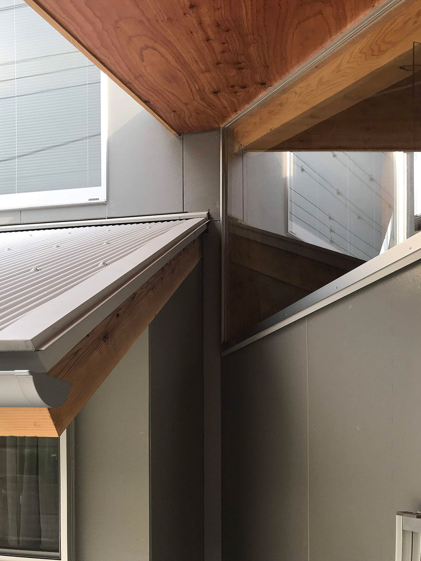 matsuokasatoshitamurayuki builds courtyard house with pleated floor plan outside of tokyo