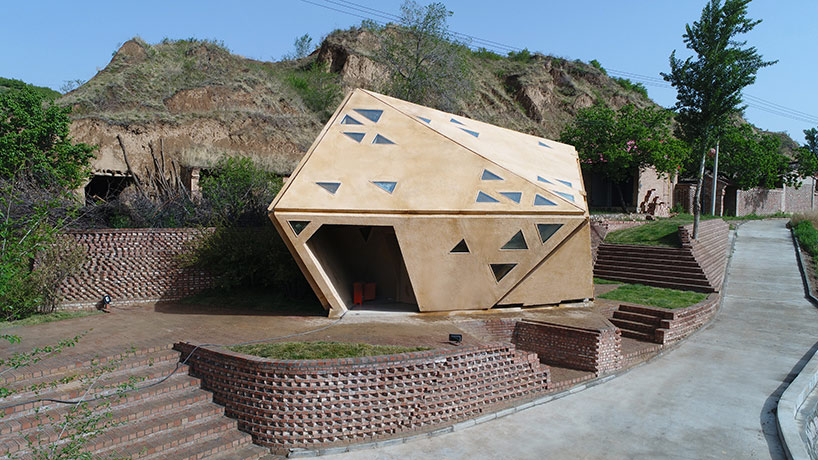 Operable Interactive Village Hut By Weiguo Xu And Tsinghua - 