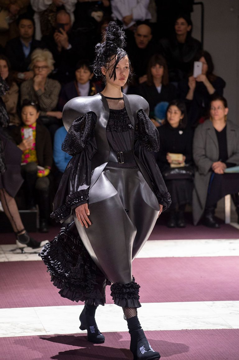 japanese fashion designer rei kawakubo honored with isamu noguchi award