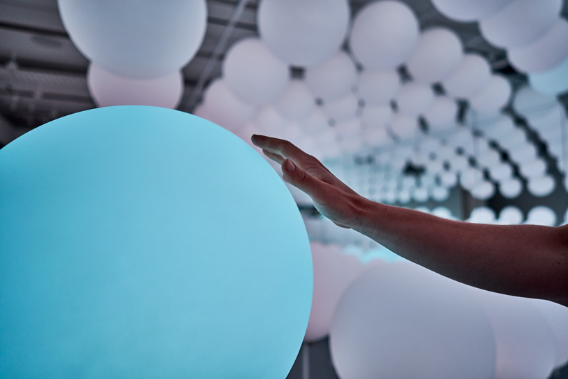 Sway By Snarkitecture An Infinite Field Of Luminous Spheres At Intersect By Lexus