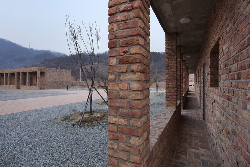 studio GAON uses 300,000 bricks to construct the jetavana buddhist temple in south korea designboom