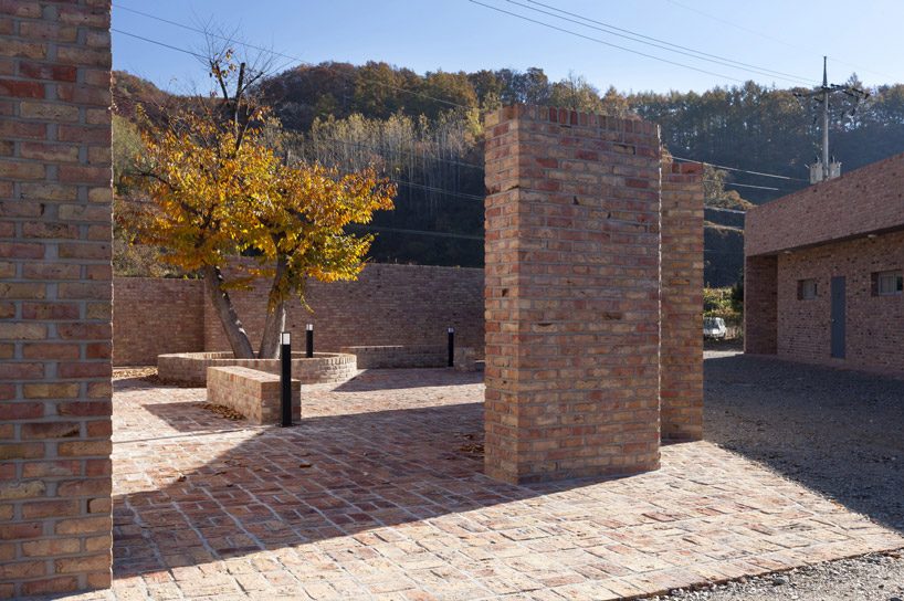 studio GAON uses 300,000 bricks to construct the jetavana buddhist temple in south korea designboom