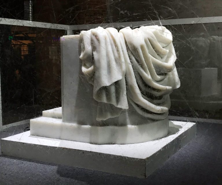 sun yuan and peng yu's silicon chair whips around violently at the