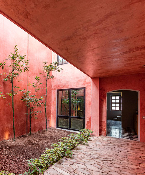 taller estilo arquitectura turns narrow lot in mexico into kaleidoscopic dwelling