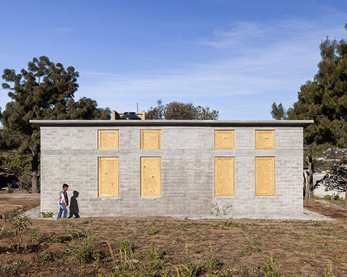taller paralelo builds 'casa mulato' in earthquake-devastated region of mexico