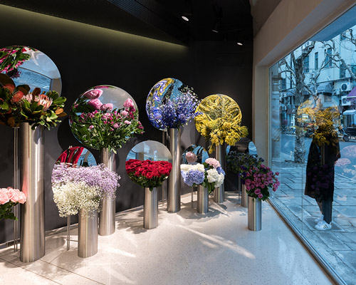 alberto caiola magnifies the beauty of flowers in shanghai shop