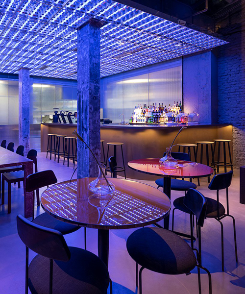 alberto caiola designs shanghai’s 'momenti' restaurant as an evolving environment of color