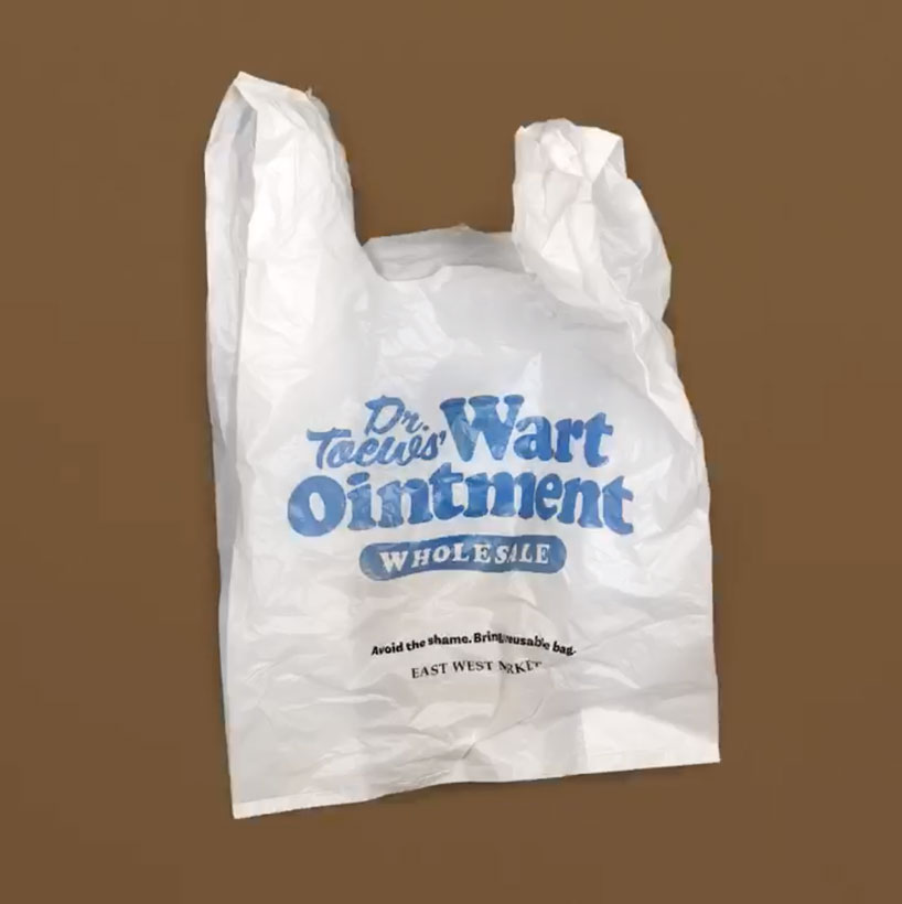 https://static.designboom.com/wp-content/uploads/2019/06/american-grocer-designs-embarrassing-plastic-bags-to-stop-people-using-them-designboom-1.jpg