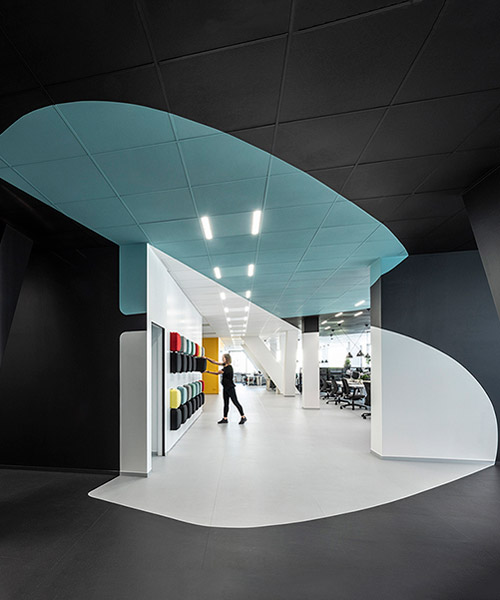 B2 architecture’s optical illusion colors creative agency office in prague