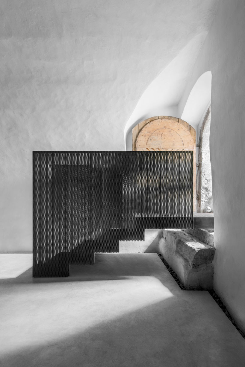 pacherhof wine cellar bergmeisterwolf