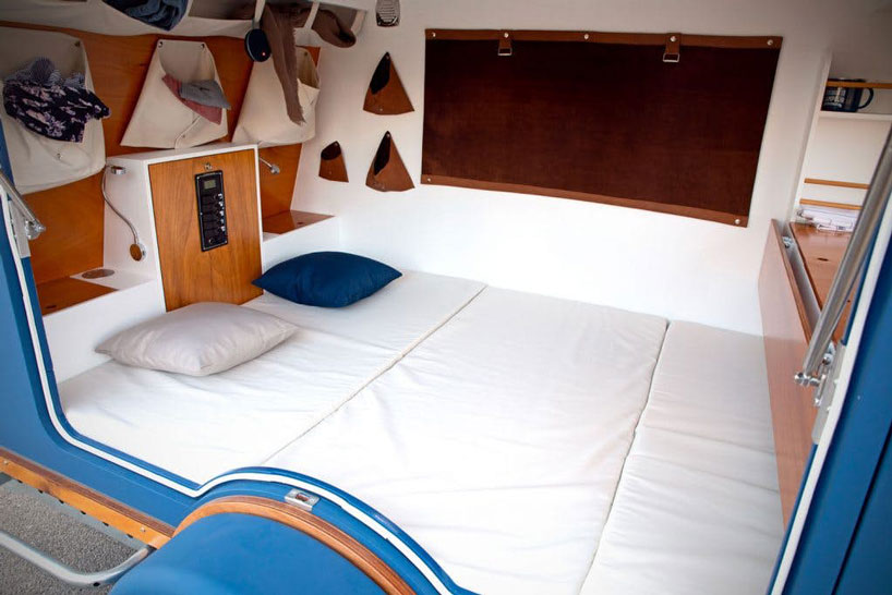 boat-like trailer opens up to the world with oversized side entry