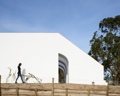 portugal's casa modesta offers family heritage and architectural tradition