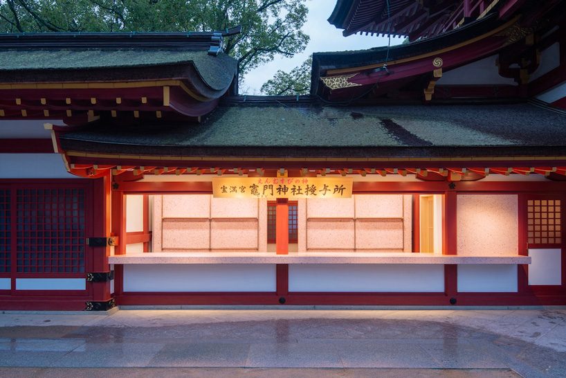 CASE-REAL renovates japanese shrine with gold and pink terrazzo tiles