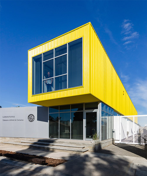 dua arquitectos tops sustainable laboratories with container-like volume in argentina