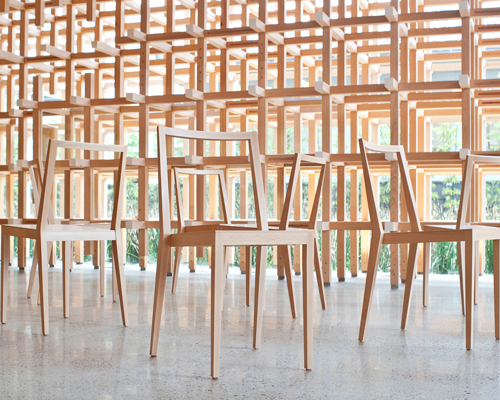 kengo kuma unveils 'furniture that blends into the surroundings' at time & style amsterdam