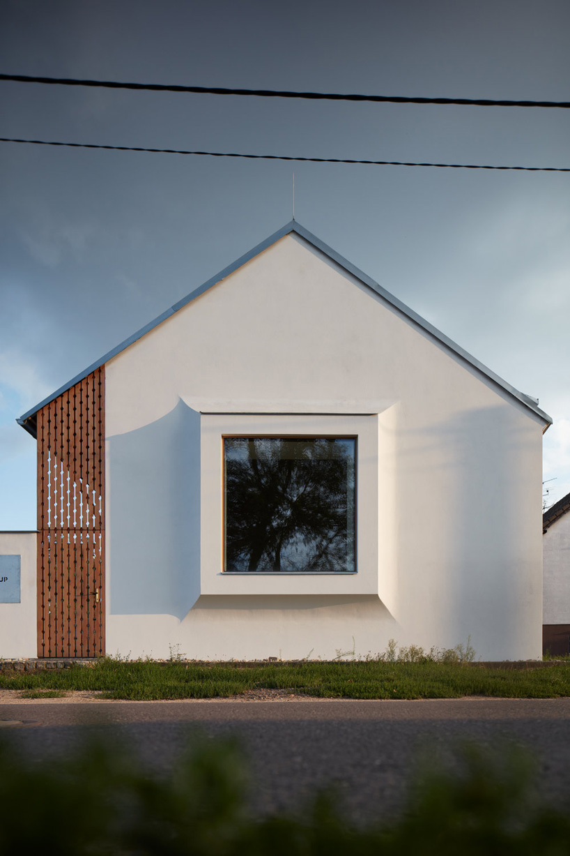  ORA plans rural house in the czech countryside with gable roof and bay window