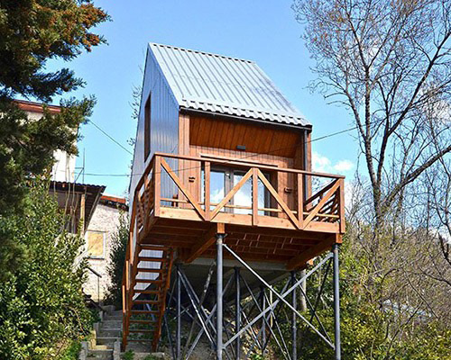 strawmodul designs eco-friendly tiny modular houses in russia