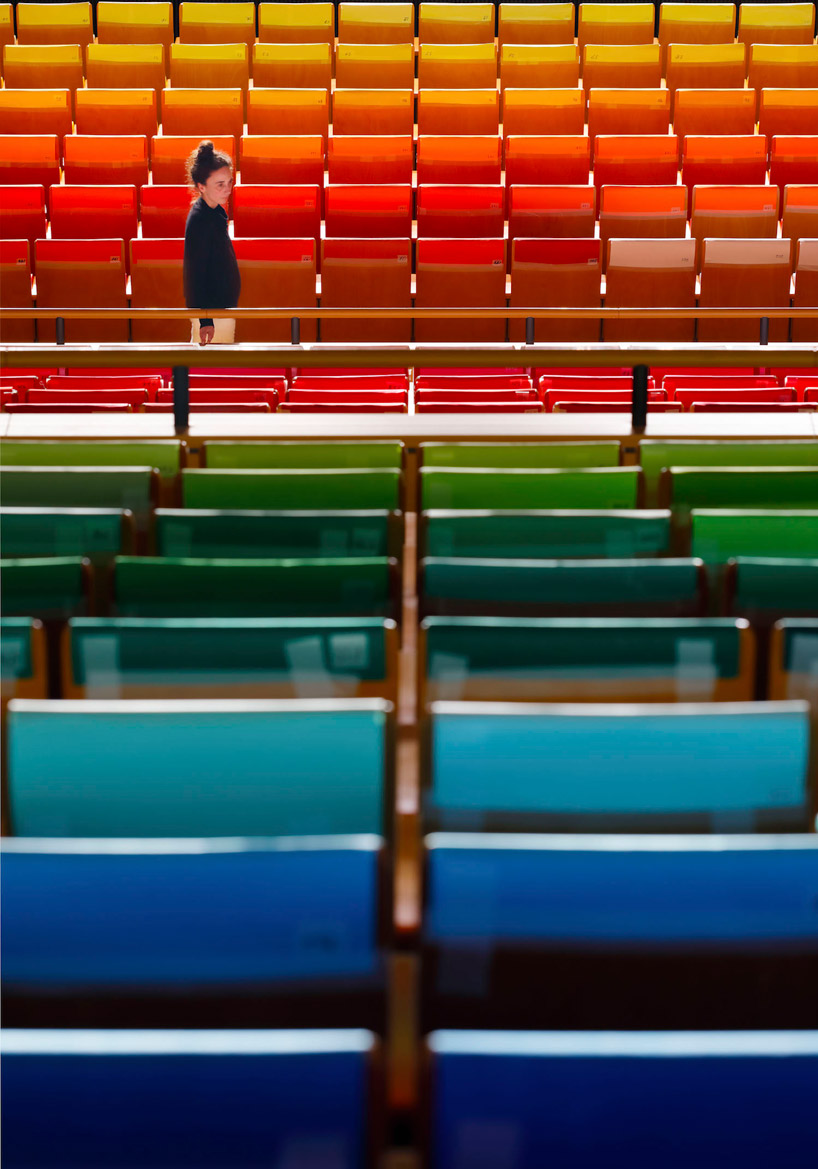 emmanuelle-moureaux-1000-colors-wave-imabari-color-show-japan-07-23-2019-designboom
