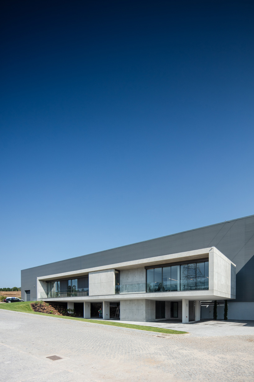 ana-coelho-facol-office-building-guimaraes-portugal-07-26-2019-designboom